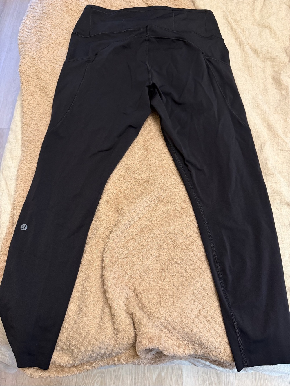 Lululemon Base Pace High Rise Tight - Picture 2 of 3